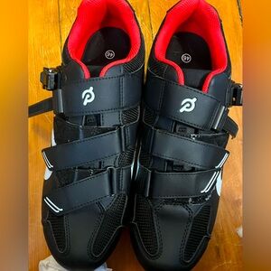 Brand New! Peloton shoes. Size 11 US / 46 UK